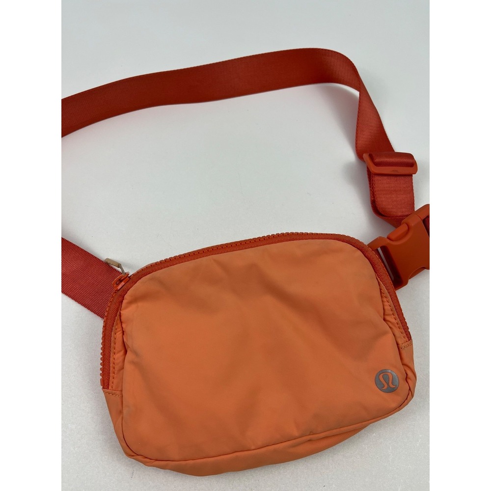 OG Lululemon Everywhere Belt Bag 1L Tiger (Orange)